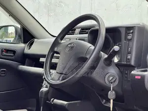 Toyota Probox 1.5 F 2WD 2021 White