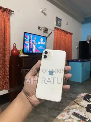 Apple iPhone 11 128 GB White