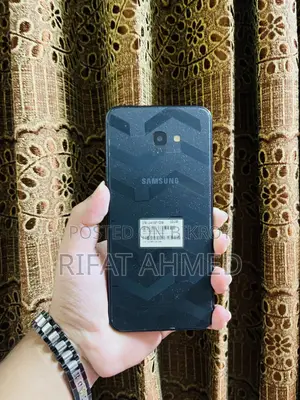 Samsung Galaxy J4 Plus 32 GB Black