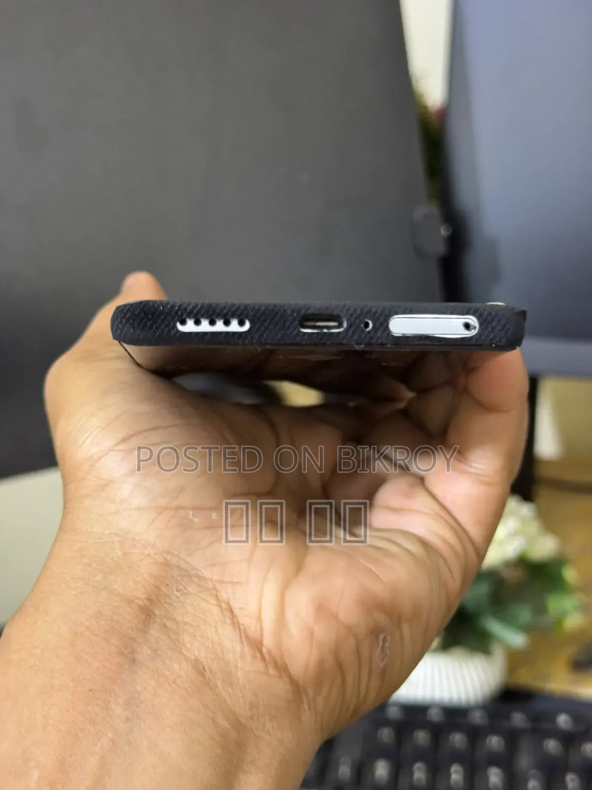 Vivo V30 32 GB Silver