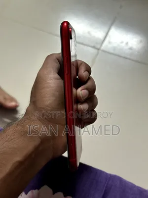Apple iPhone XR 64 GB Red