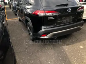 Toyota Corolla Cross 1.8 Hybrid AWD 2022 Black