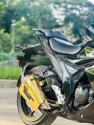 নতুন সুজুকি জিক্সার এসএফ ২০২৫ কালো