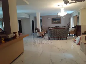 Office for 2500 Sq Ft Semi Furnished Rent in Gulshan-2