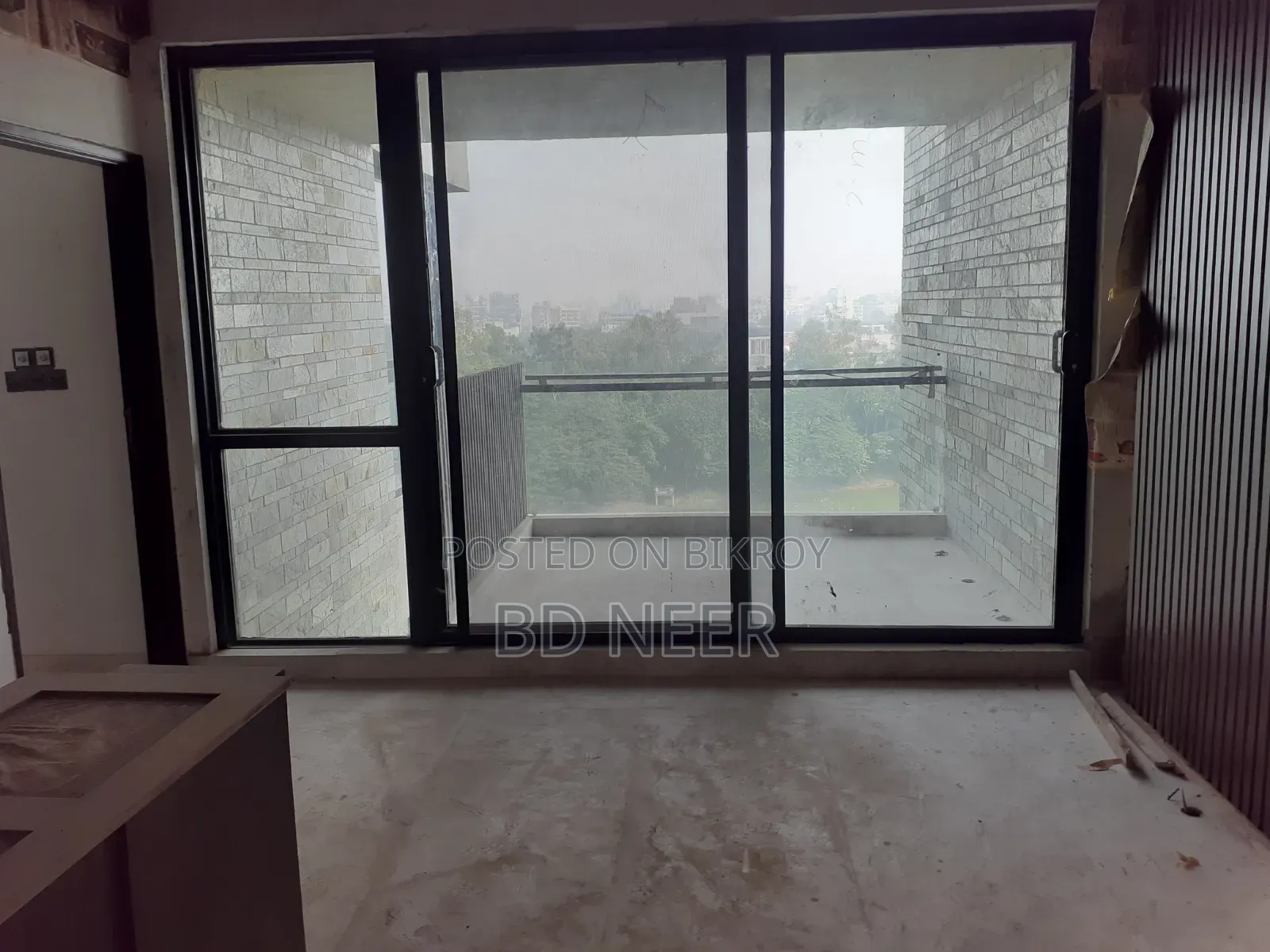 Office for 2500 Sq Ft Semi Furnished Rent in Gulshan-2
