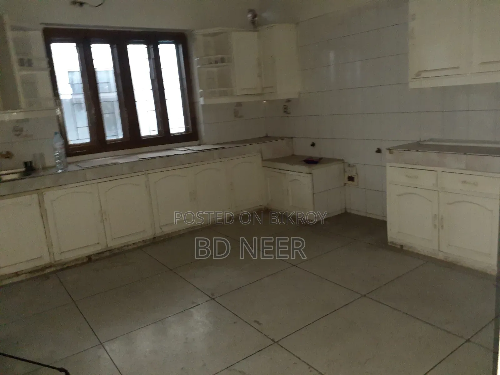 Office 3000 Sq Ft 4 Bedroom for Rent in Gulshan-2