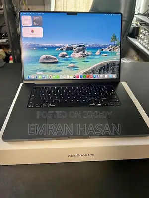 New Laptop Apple 36GB Apple M5 Max SSD 4T