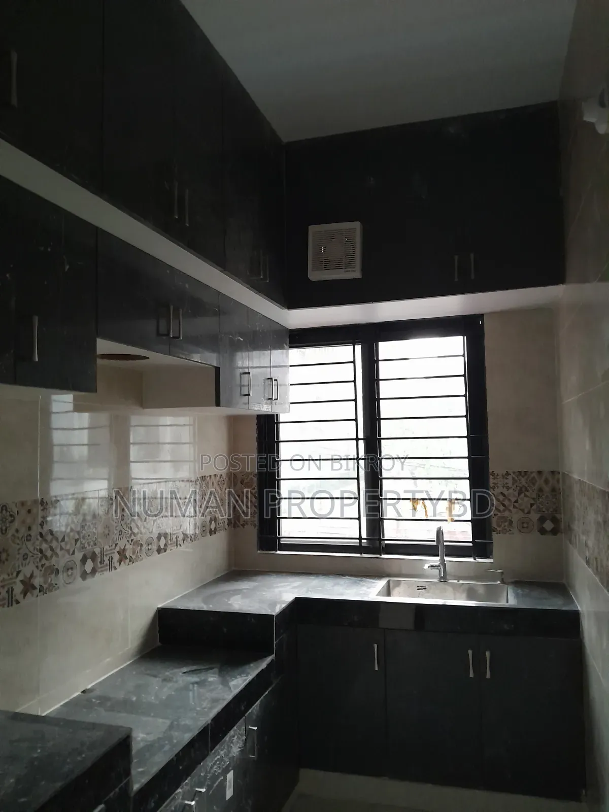 নুমার প্রপার্টি বিডি, বসুন্ধরায় ৩ বেডরুমের অ্যাপার্টমেন্ট ভাড়ার জন্য