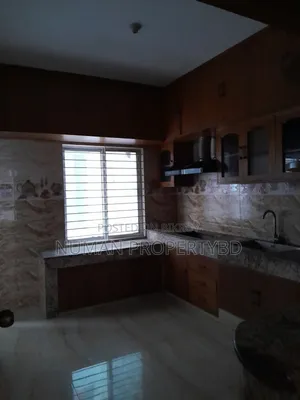 4 Bedroom Apartment in Numan Property Bd, Basundhara for Rent