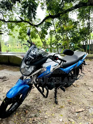 ইয়ামাহা ২০১৮ সাদা