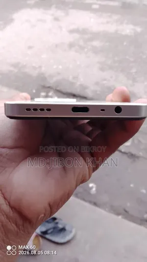 রিয়েলমি সি৬১ ১২৮ জিবি গোল্ড