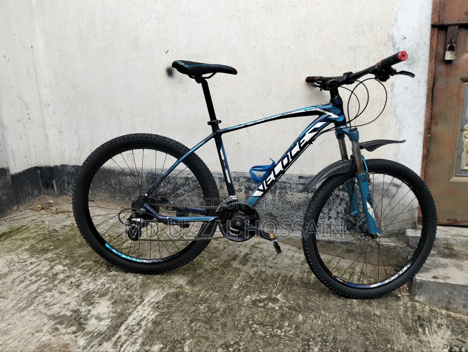 মডেল। ভেলোসি লিগ্যাসি। অয়েল ব্রেক