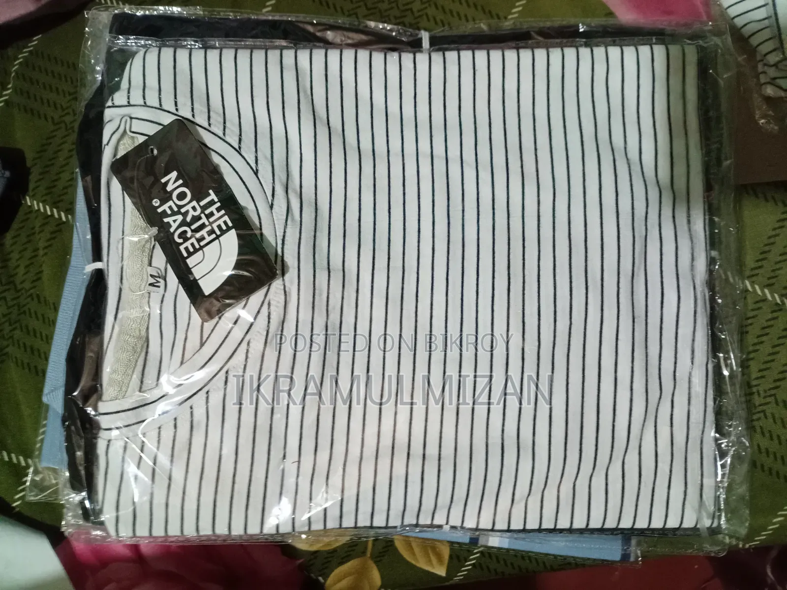 পলো শার্ট টি শার্ট