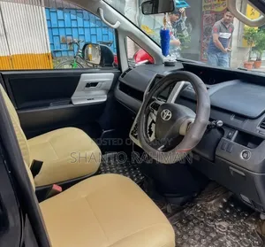 Toyota Noah 2011 Black