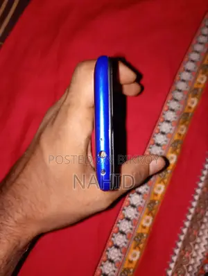 রিয়েলমি ব্লু