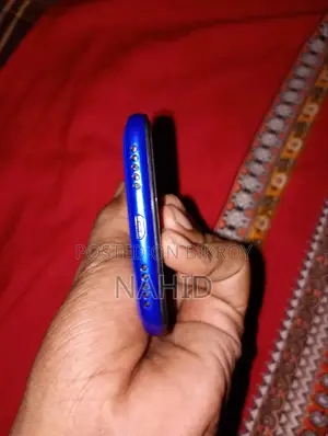 রিয়েলমি ব্লু