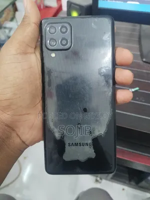 Samsung Galaxy M62 128 GB Black