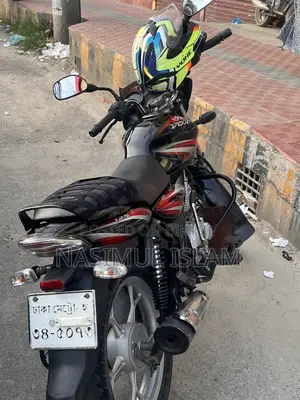 Bajaj Discover 125 2016 Red