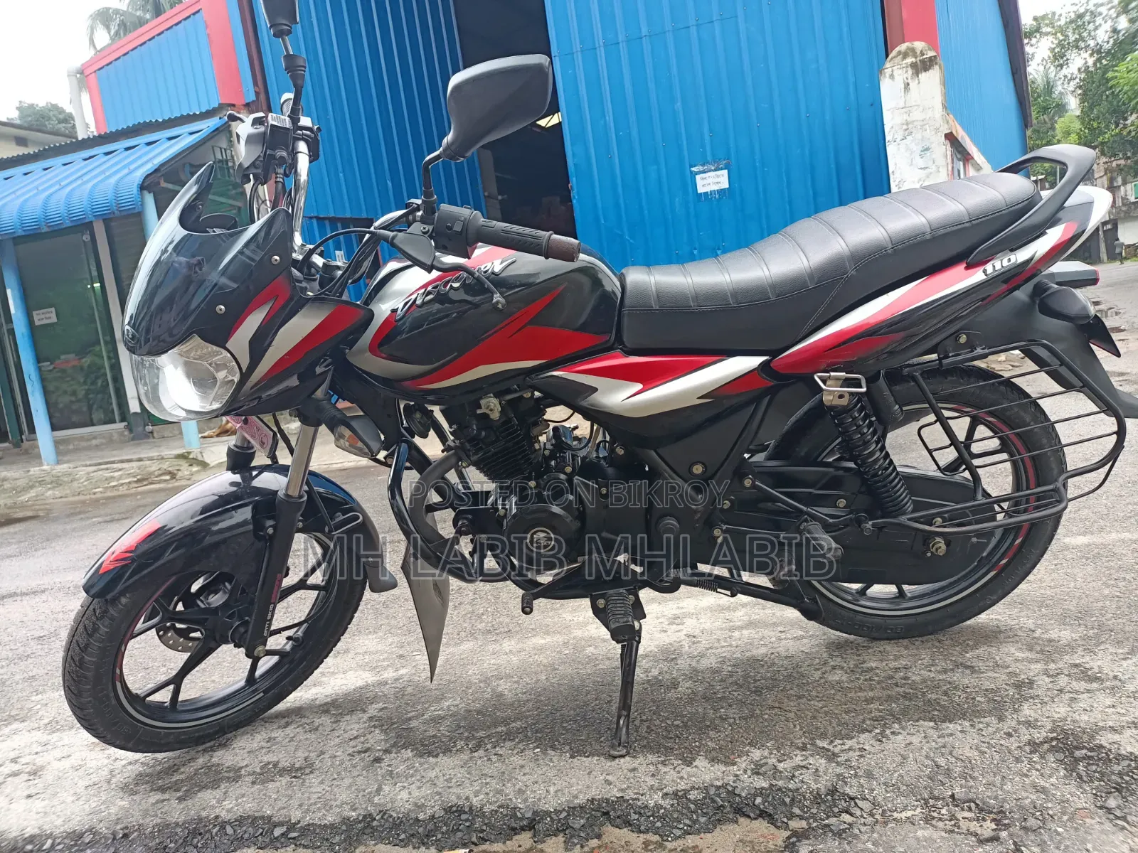 Bajaj Discover 110 2023 Black