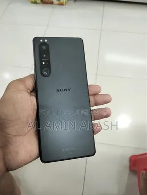 সনি এক্সপেরিয়া ১ ৩য় প্রজন্ম ২৫৬ জিবি কালো