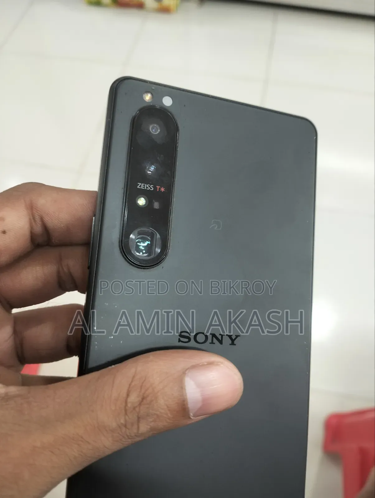 সনি এক্সপেরিয়া ১ ৩য় প্রজন্ম ২৫৬ জিবি কালো