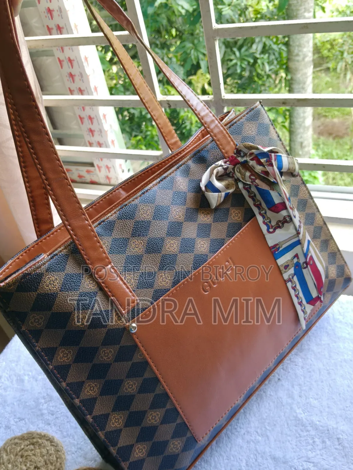 Ladies Stylish Bag