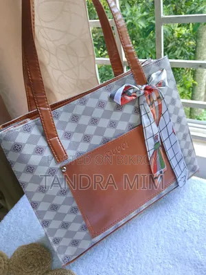 Ladies Stylish Bag
