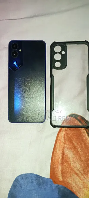 Tecno Pova 4 128 GB Blue