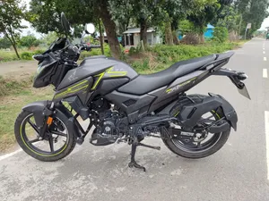 Honda X-Blade 160 2025 Gray