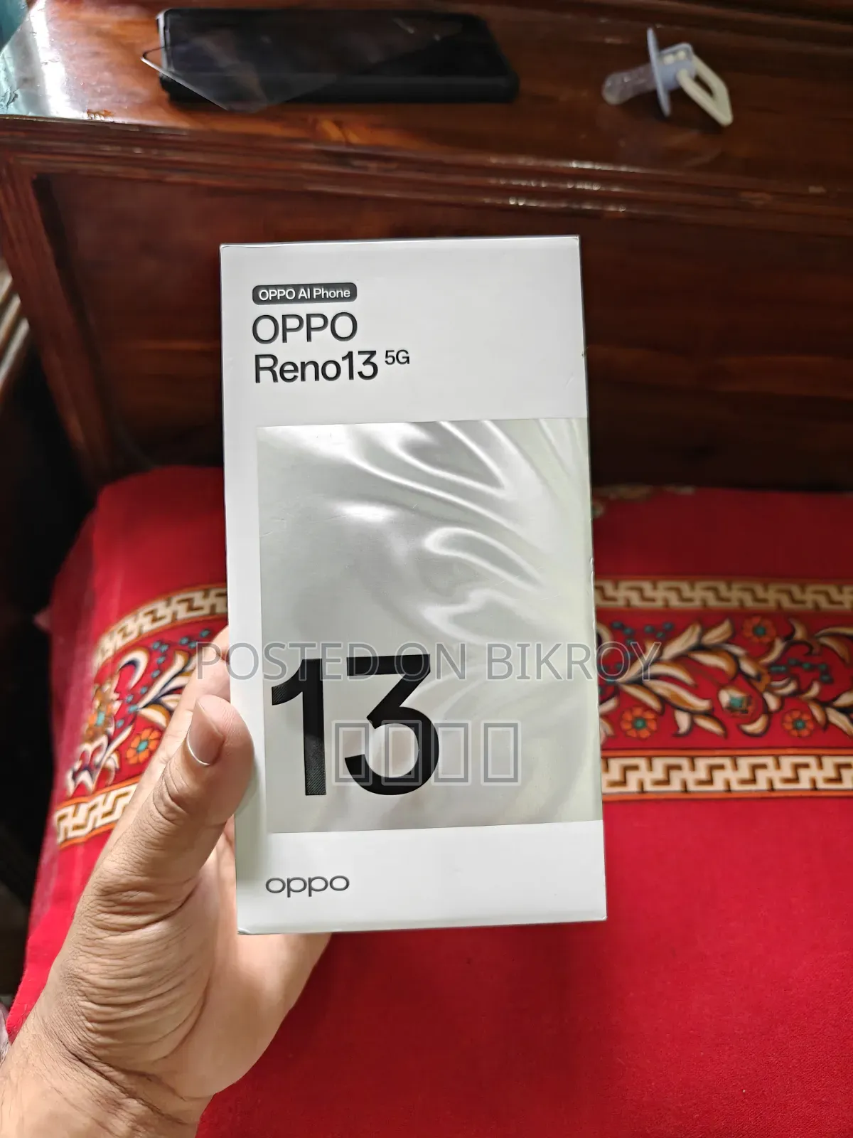 অপ্পো রেনো১৩ ৫জি ২৫৬ জিবি সাদা
