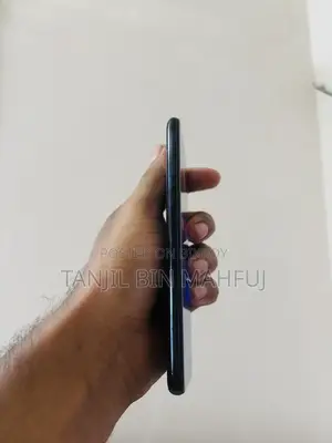 Samsung A10 32 GB Black