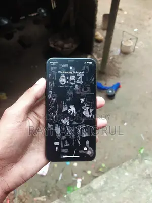 Apple iPhone XS 64 GB Black