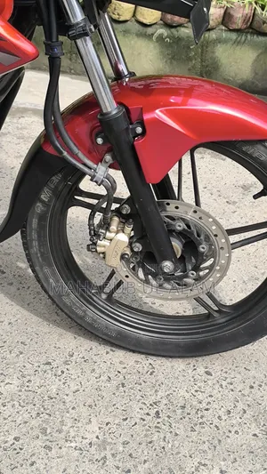 Honda CB 2023 Red