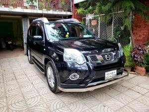 Nissan X-Trail 2.0 Petrol XE 2010 Black