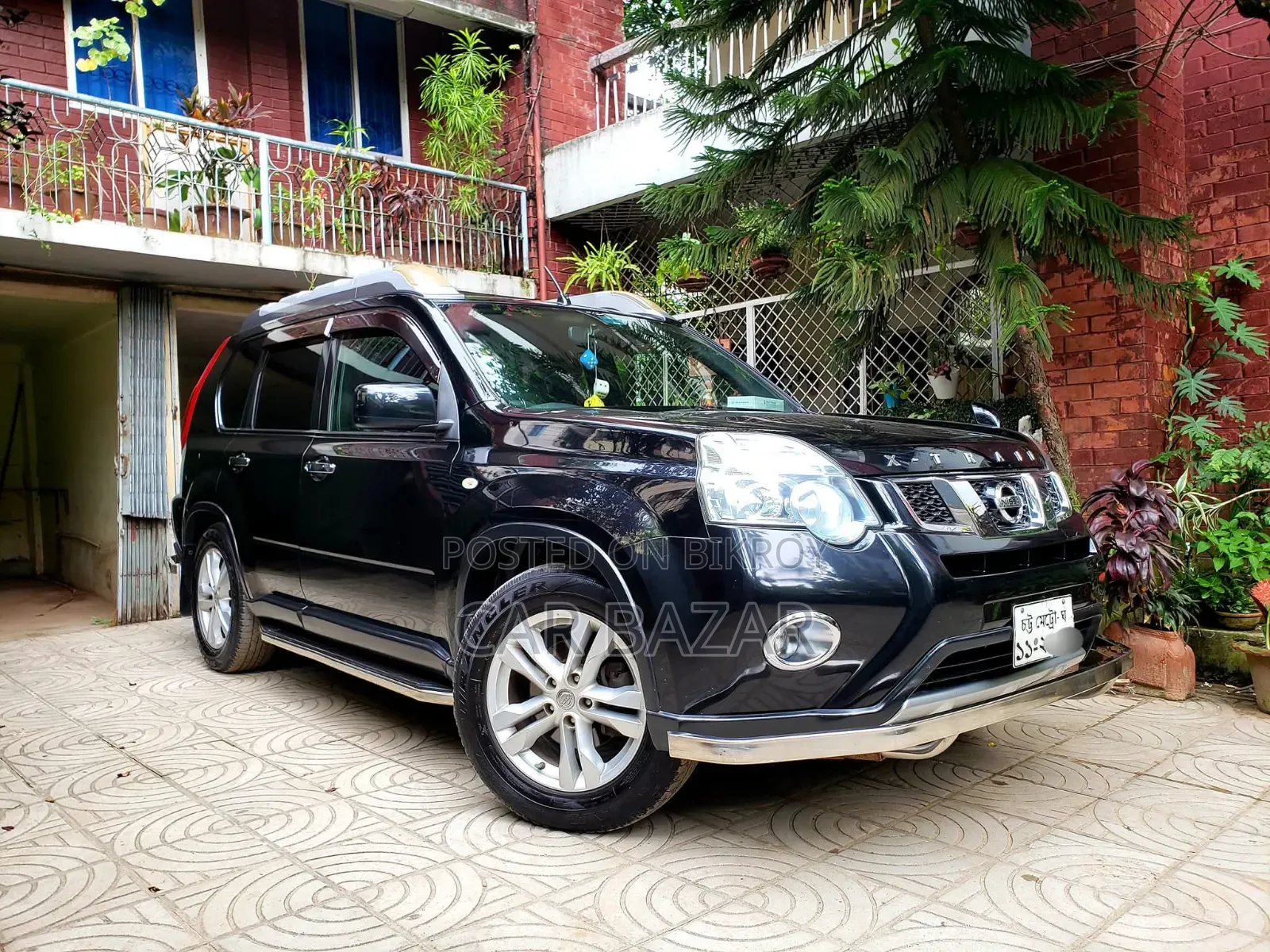 Nissan X-Trail 2.0 Petrol XE 2010 Black