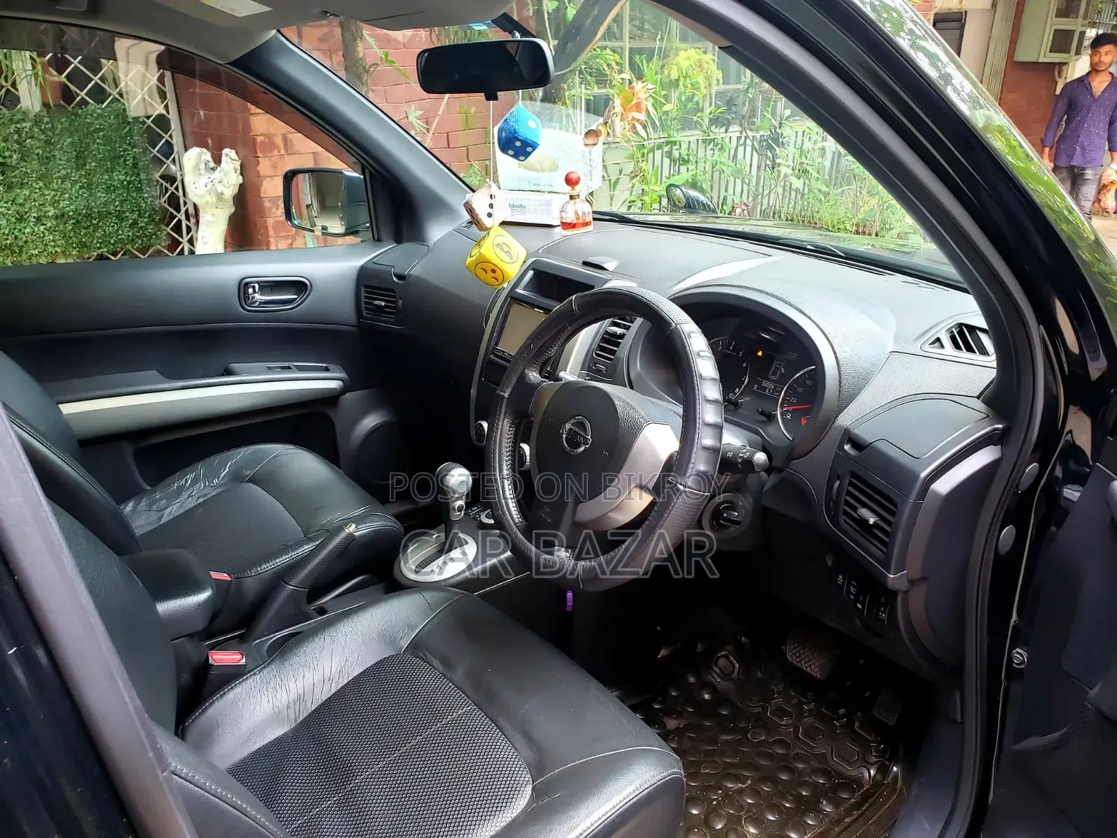 Nissan X-Trail 2.0 Petrol XE 2010 Black