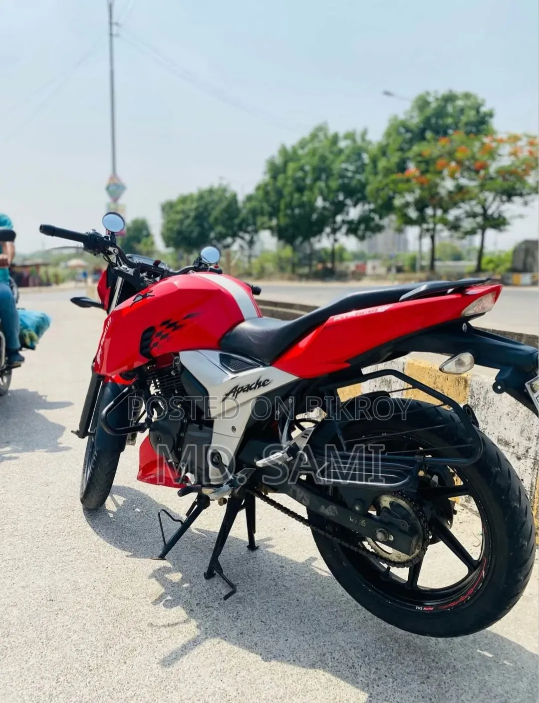 টিভিএস অ্যাপাচে আরটিআর ১৬০ ৪ভি ২০১৯ লাল