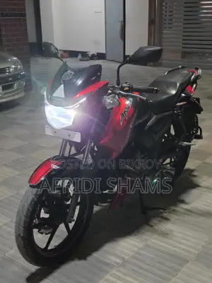 TVS Apache RTR 160 2V 2013 Red