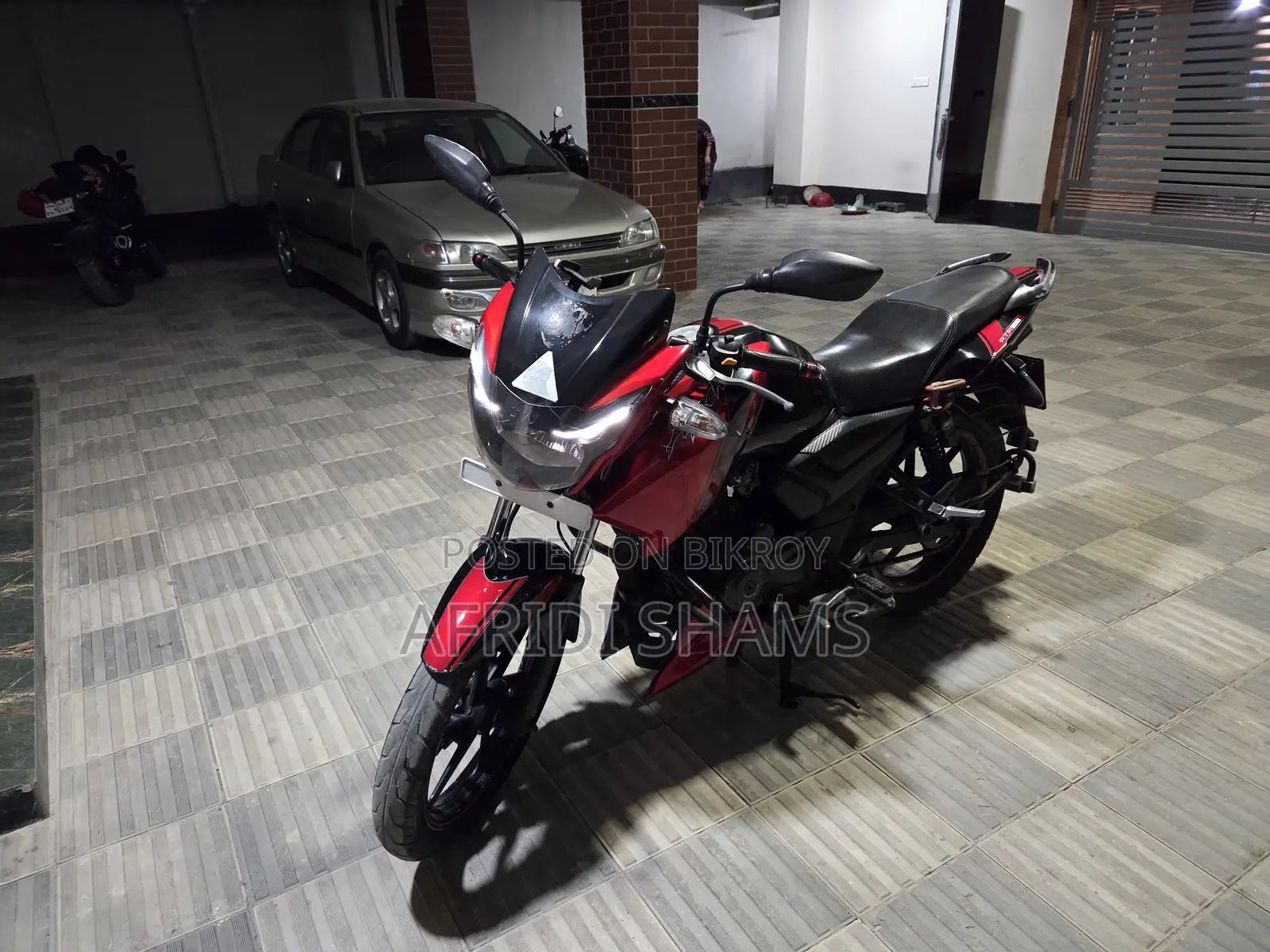 TVS Apache RTR 160 2V 2013 Red