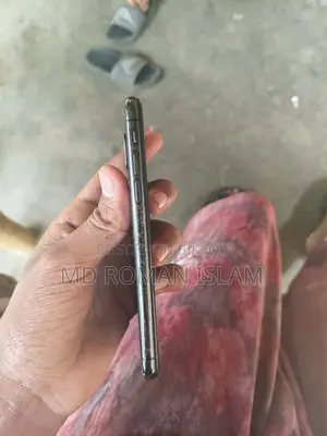 Apple iPhone X 64 GB Black