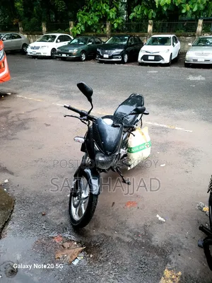 বাজাজ পালসার ১৫০ ২০১০ ব্ল্যাক