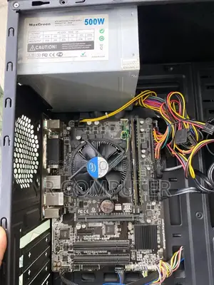 Desktop Computer Gigabyte 4GB Intel Core i3 SSD 128GB