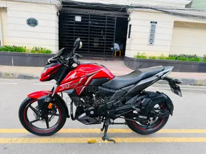 Honda X-Blade 160 2024 Red