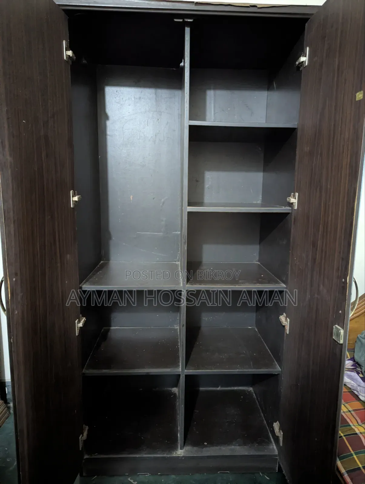 Almirah for Sale