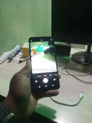 Vivo Y1s 32 GB