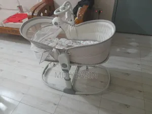 বেবি গিয়ার দোলনা