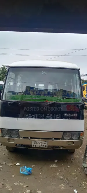 মিতসুবিশি ফুসোগ রোসা ২০০৫