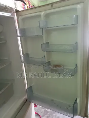 ফ্রিজ বিক্রি হবে