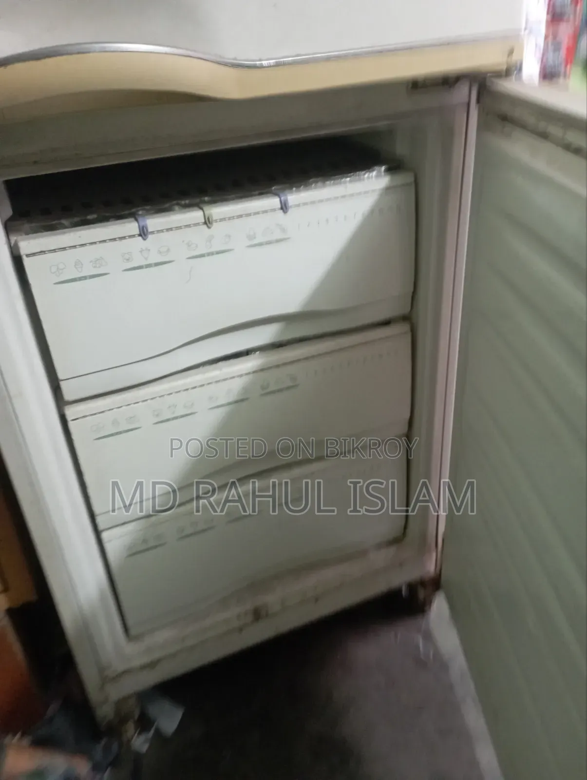 ফ্রিজ বিক্রি হবে