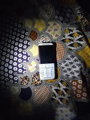 নকিয়া ৫৩১০ এক্সপ্রেসমিউজিক হোয়াইট